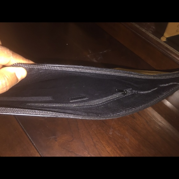 Zara 2014 Gold "Smile Always" Clutch - Picture 4 of 4